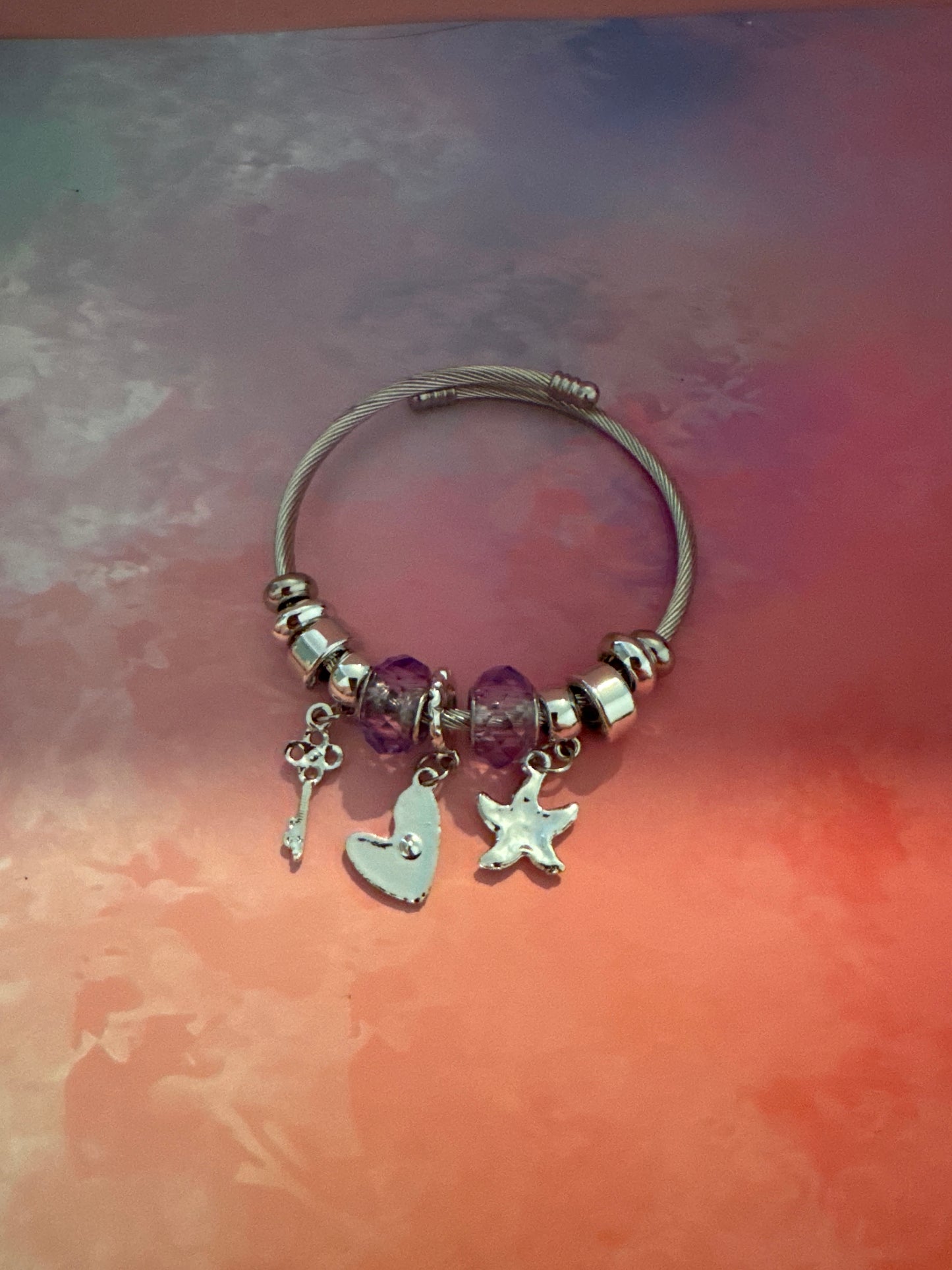 Eleganter Herzform Schmetterling Edelstahl Asymmetrischer Plattierungsarmreif